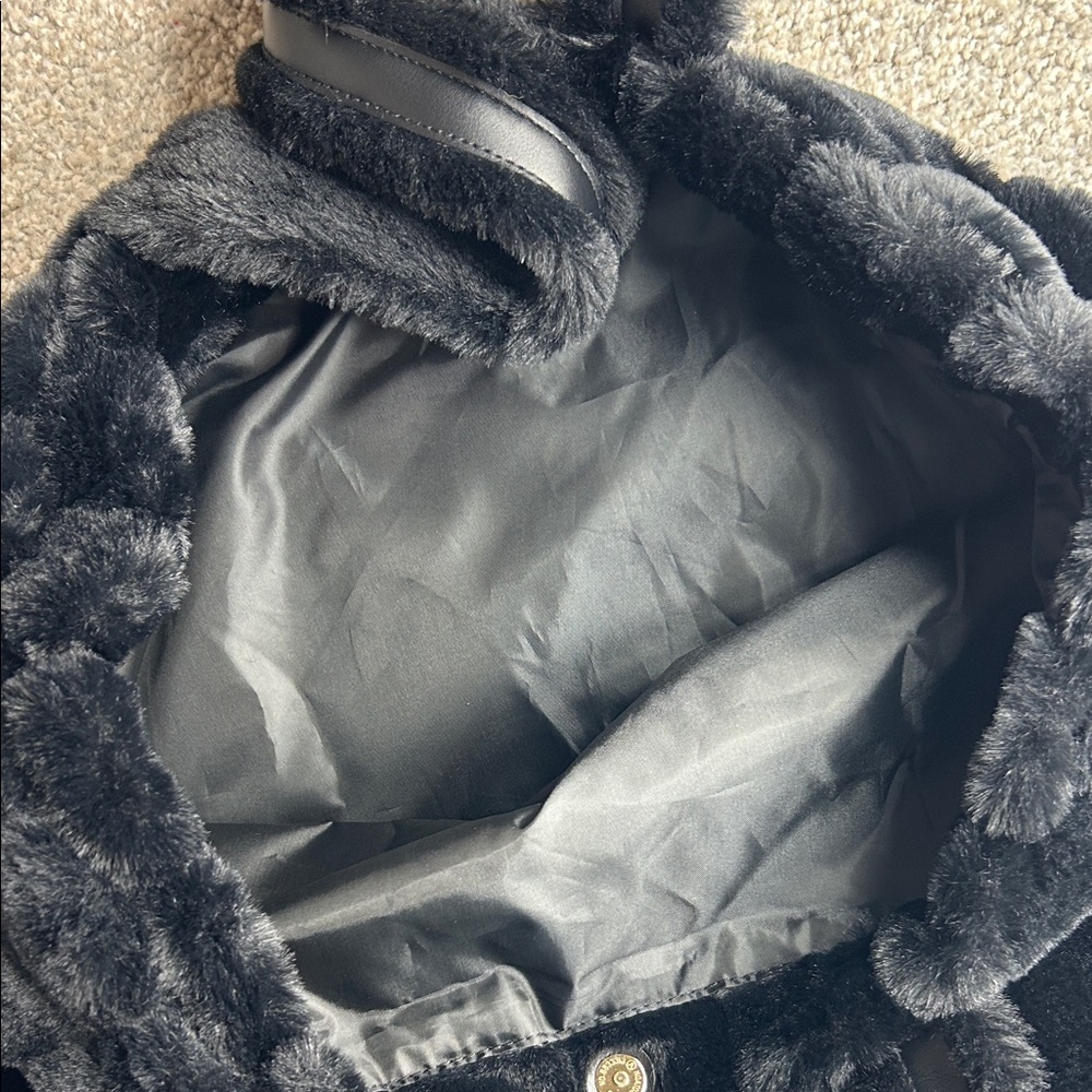 🍄SALE Victoria's Secret Plush Black Tote - Picture 4 of 5